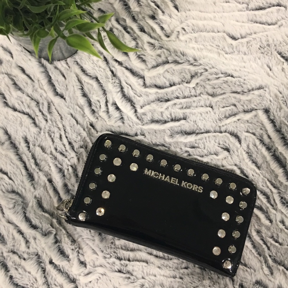 Michael Kors black patent leather wallet